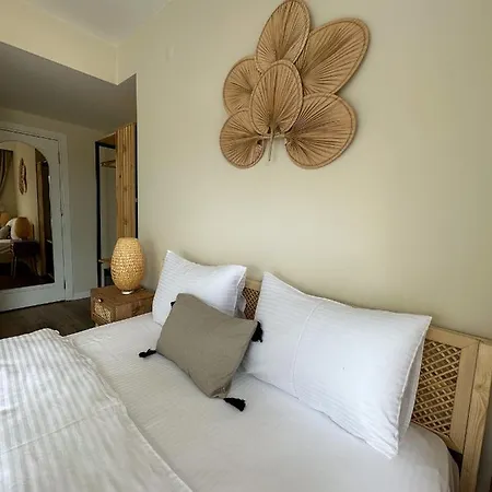 Ella Alacati Szálloda