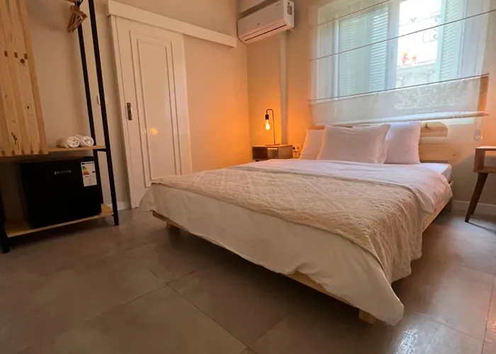 Ella Alacati * Ildiri