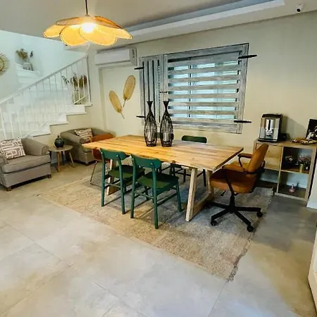 Ella Alacati * Ildiri