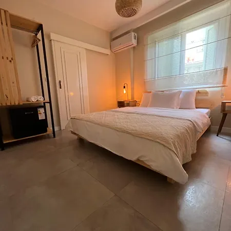 Ella Alacati * Ildiri